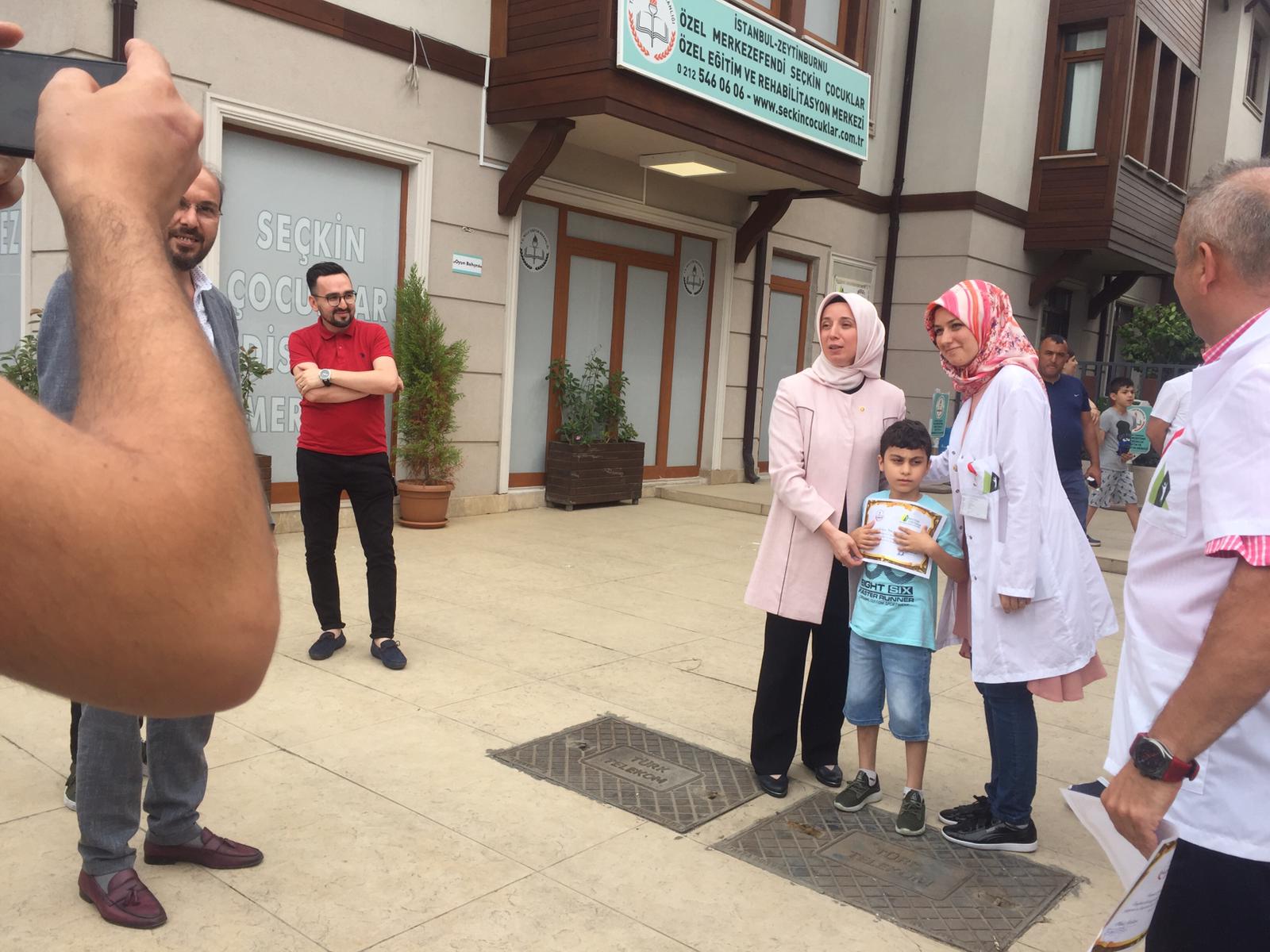 Ak parti Milletvekilli Sayın Fatma Benli Karne Törenimize Katıldı.